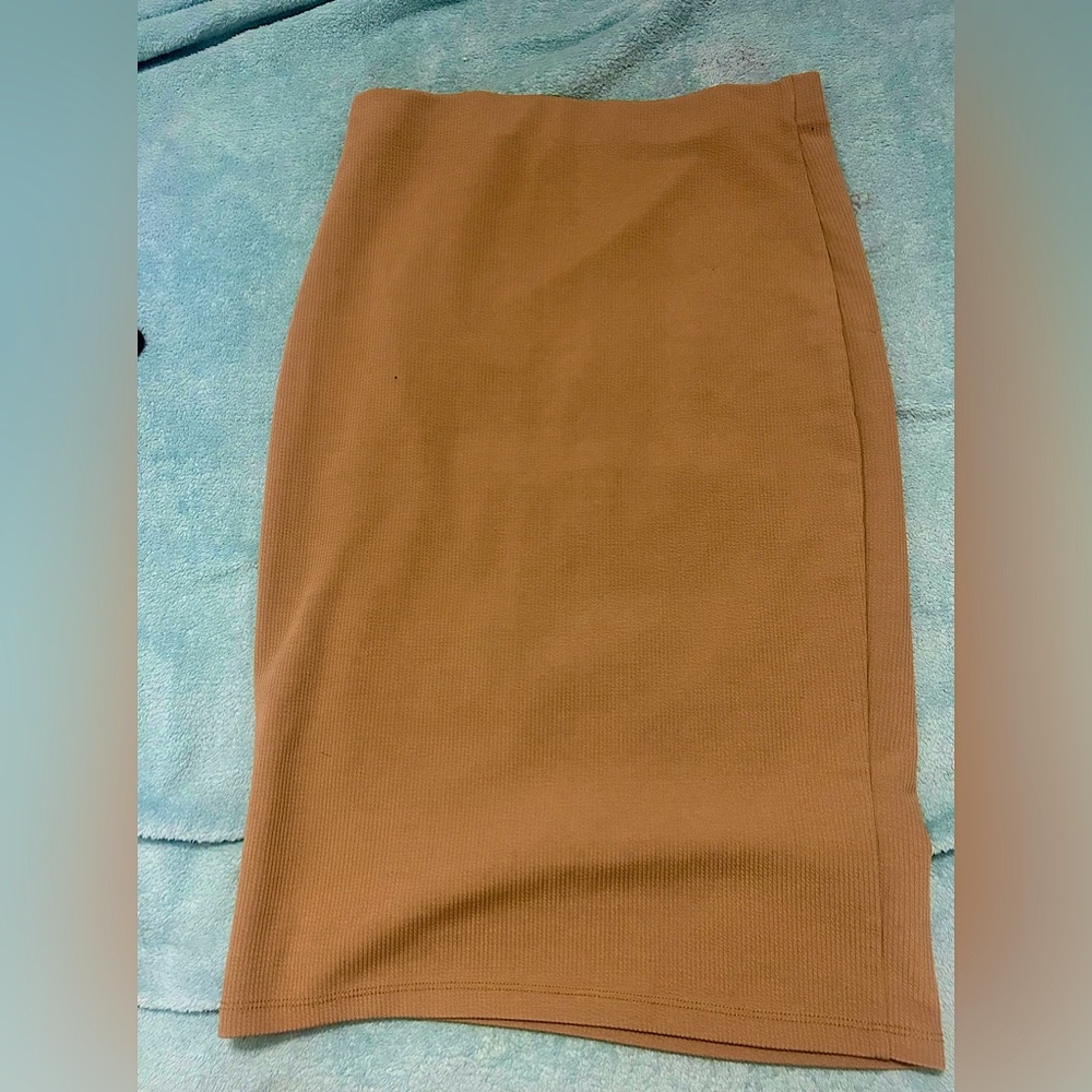 Tan Skirt Mid